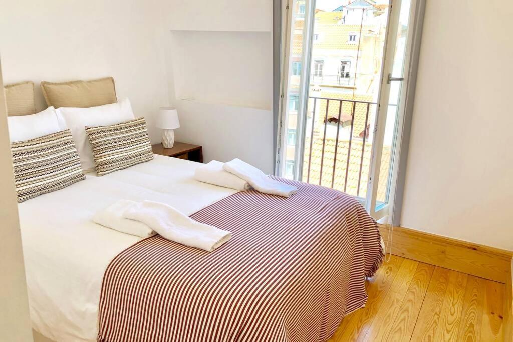 32 Top - Center Of Lisbon Duplex Apartment, Barrio Alto エクステリア 写真