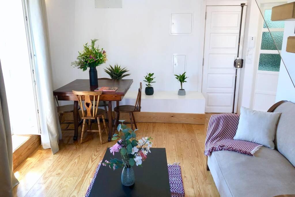 32 Top - Center Of Lisbon Duplex Apartment, Barrio Alto エクステリア 写真
