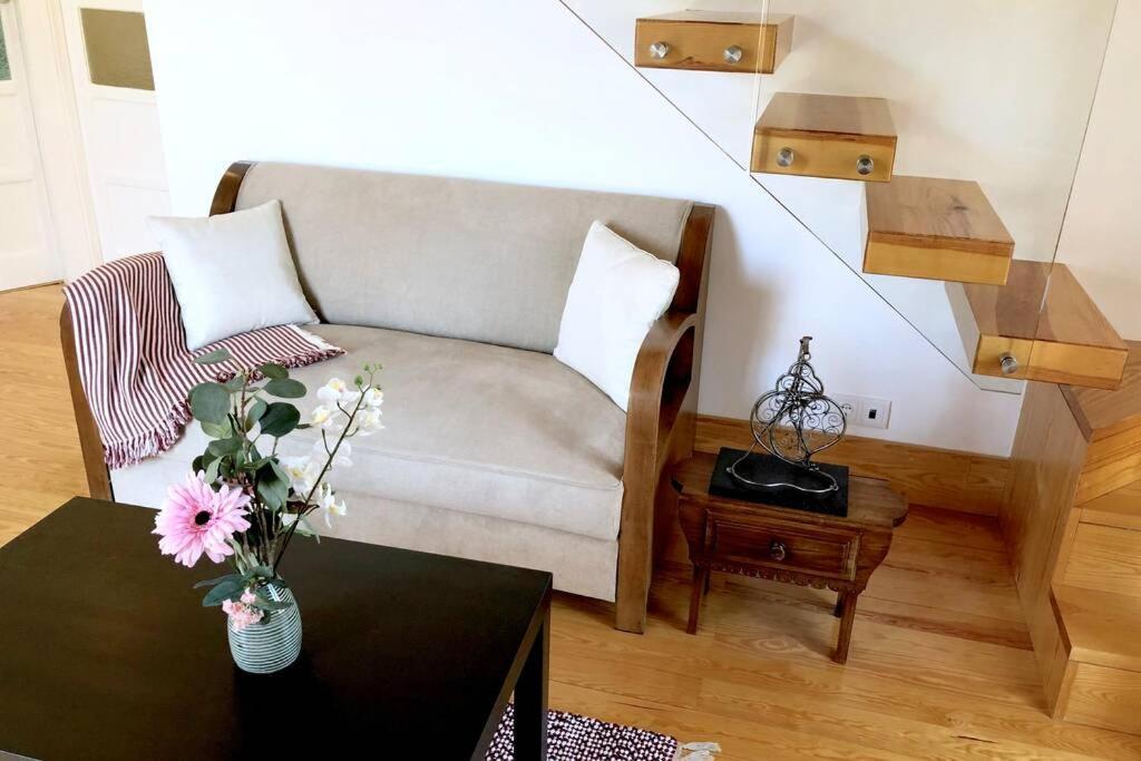 32 Top - Center Of Lisbon Duplex Apartment, Barrio Alto エクステリア 写真