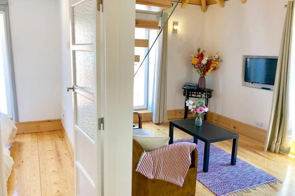 32 Top - Center Of Lisbon Duplex Apartment, Barrio Alto エクステリア 写真
