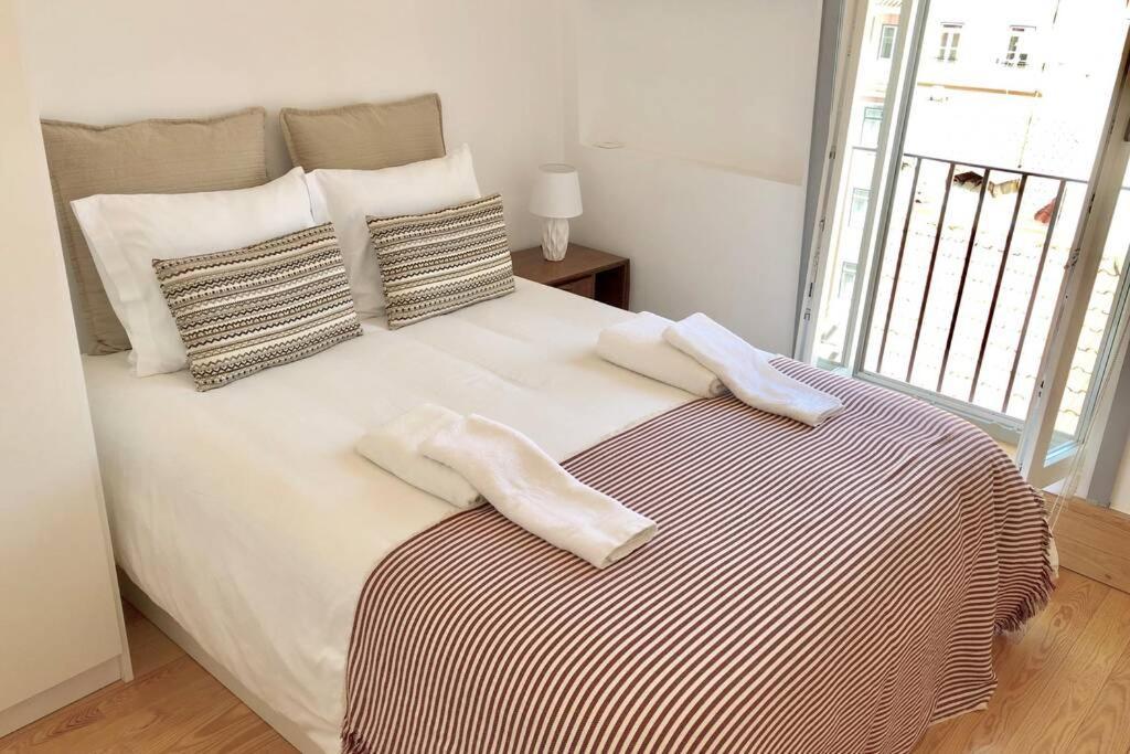 32 Top - Center Of Lisbon Duplex Apartment, Barrio Alto エクステリア 写真