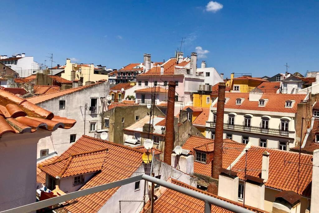 32 Top - Center Of Lisbon Duplex Apartment, Barrio Alto エクステリア 写真