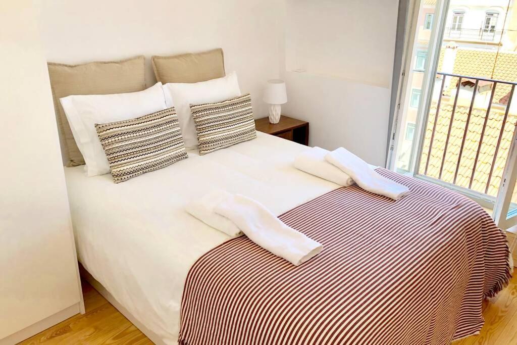 32 Top - Center Of Lisbon Duplex Apartment, Barrio Alto エクステリア 写真